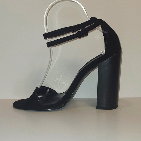 ZARA Strappy Block Heel Sandals Black - Picture 2 of 10